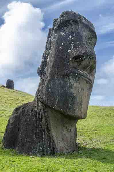 18 - Chile - isla de Rapa Nui o Pascua - Rano Raraku